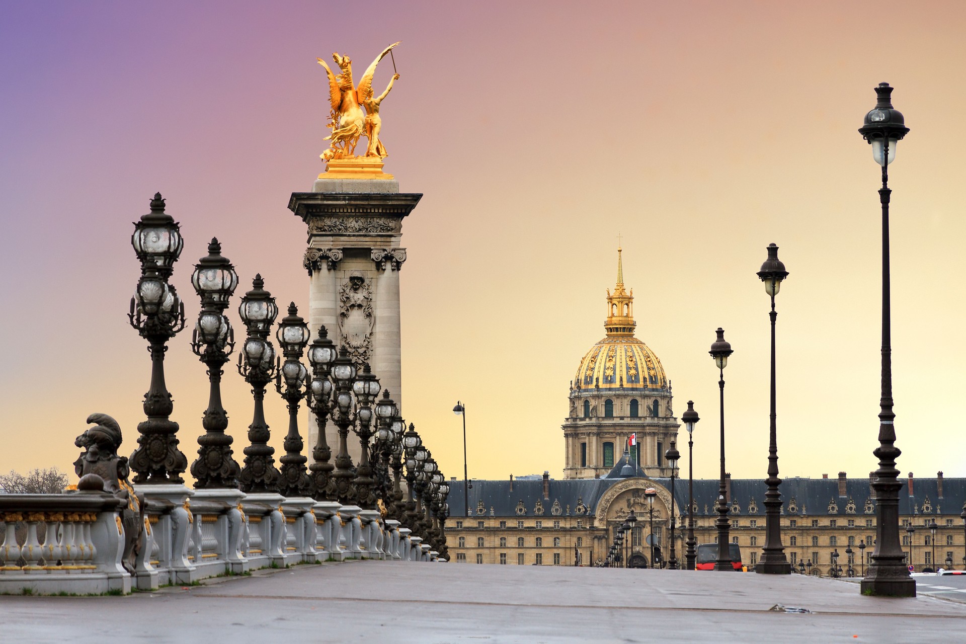 Pont Alexandre III sunrise